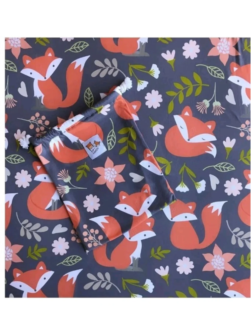 Pip + Hardy 5-in-1 Nursing Cover & Infant Car Seat Canopy - Forest Fox Theme